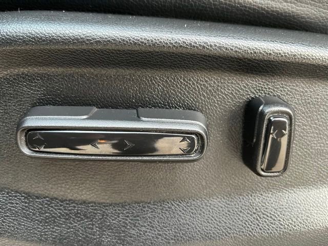 Used 2023 Honda Odyssey Elite image 15