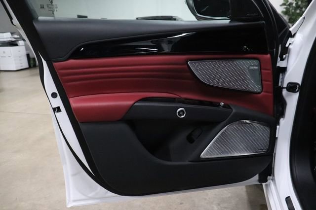 Used 2023 Maserati Grecale Modena image 9