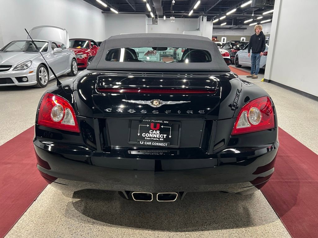 Used 2006 Chrysler Crossfire Limited image 54