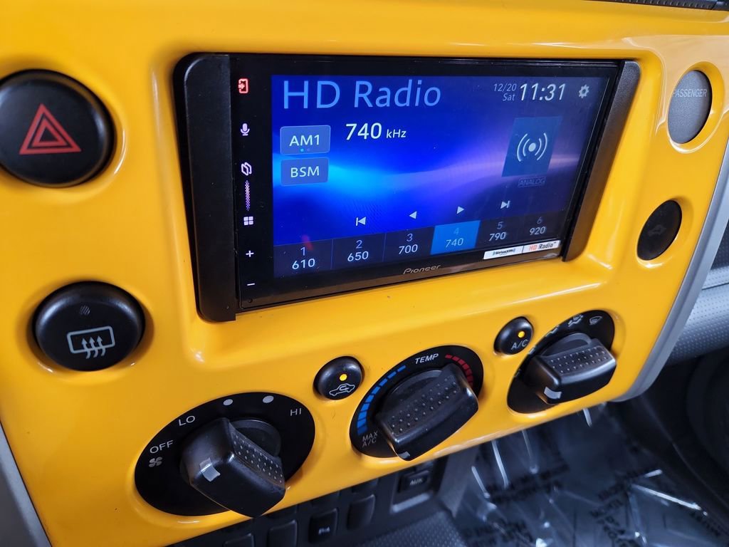 Used 2008 Toyota FJ Cruiser 2WD image 32