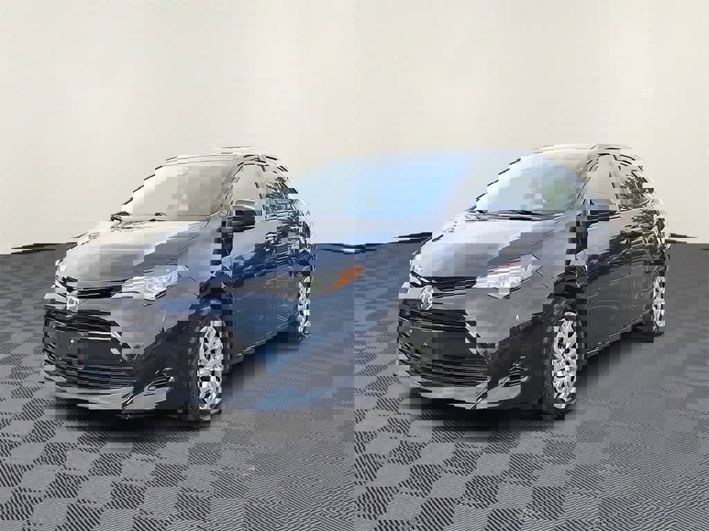 Used 2018 Toyota Corolla LE