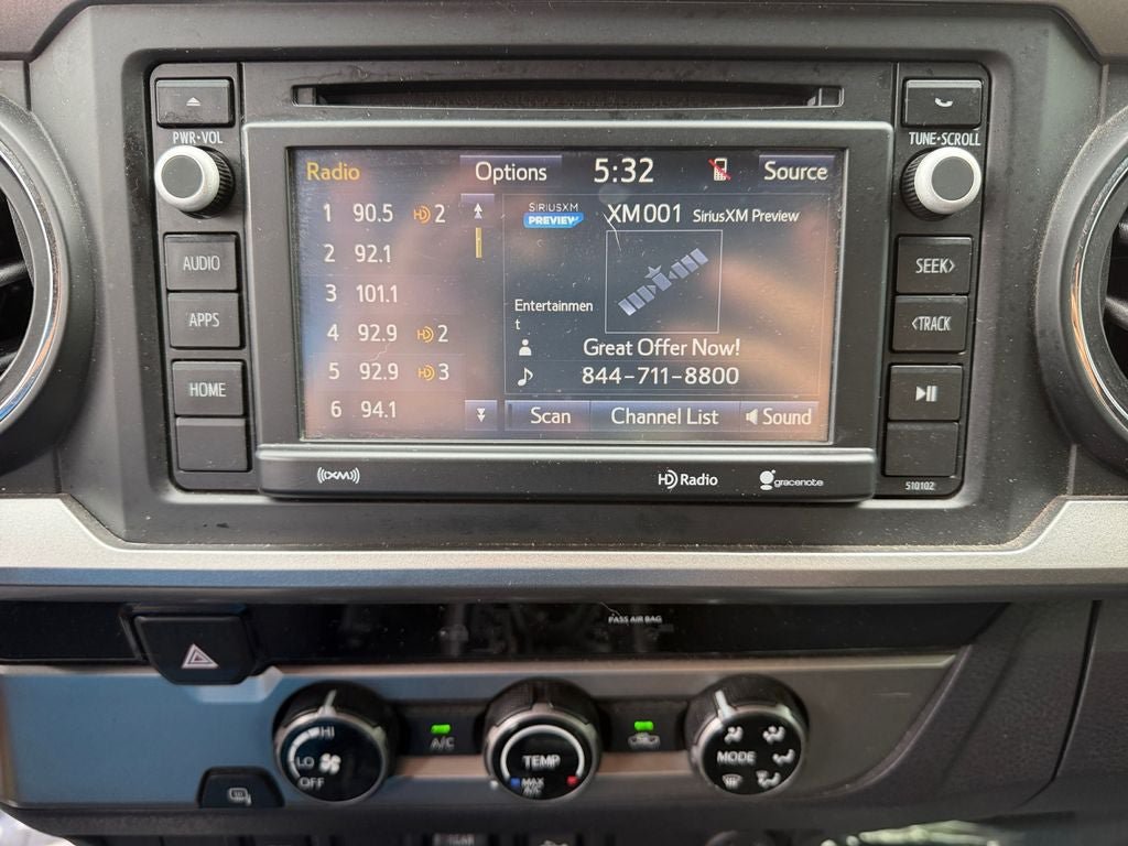 Used 2018 Toyota Tacoma SR5 RWD image 18