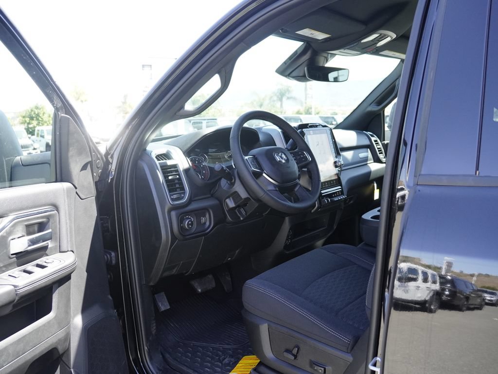 New 2026 RAM 2500 Big Horn AWD/4WD image 21