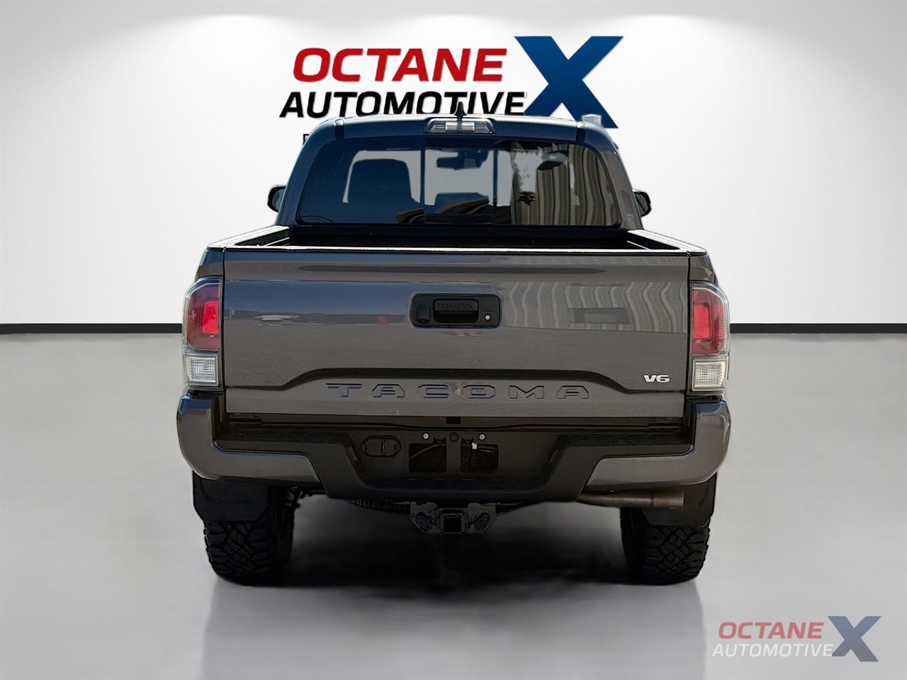 Used 2021 Toyota Tacoma TRD Sport image 6