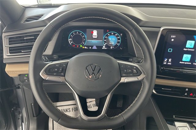 Used 2024 Volkswagen Atlas Cross Sport SE image 37