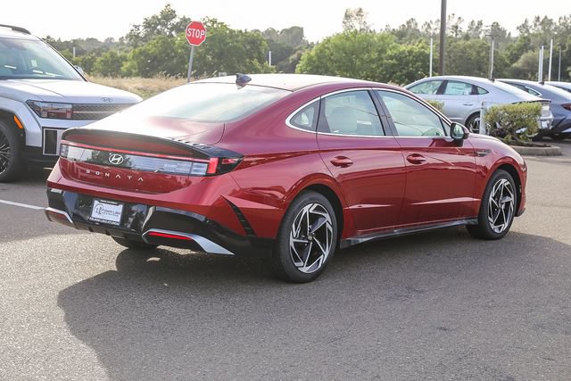 New 2026 Hyundai Sonata SEL FWD image 5