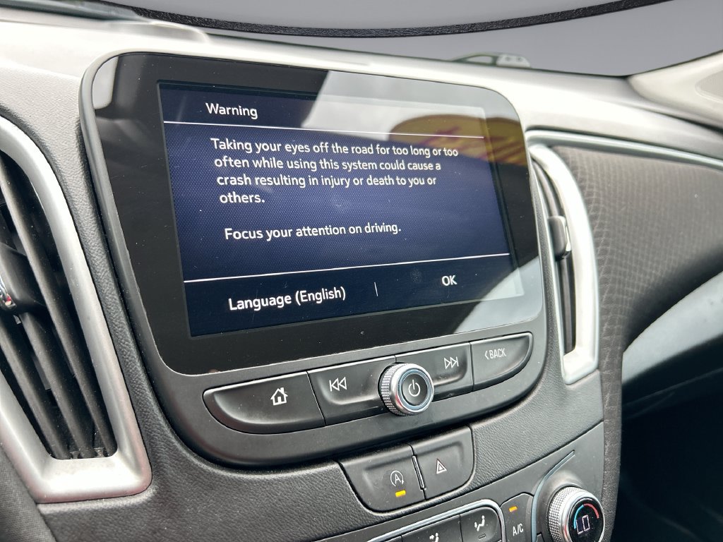 Used 2024 Chevrolet Malibu LT FWD image 21