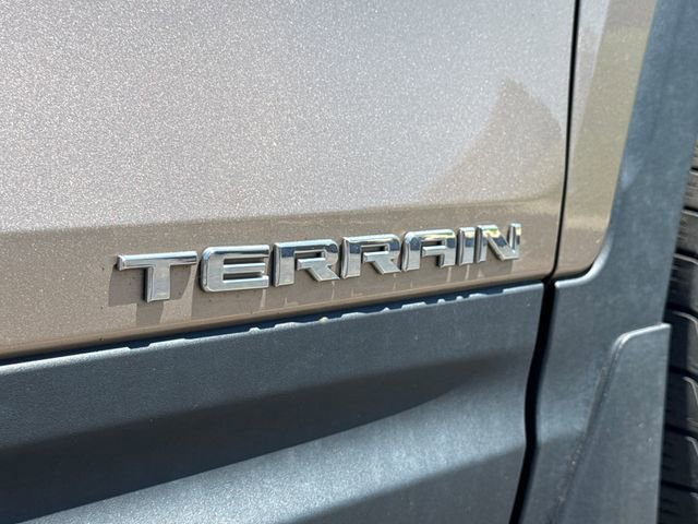 Used 2018 GMC Terrain SLE w/ Driver Convenience Package AWD/4WD image 17