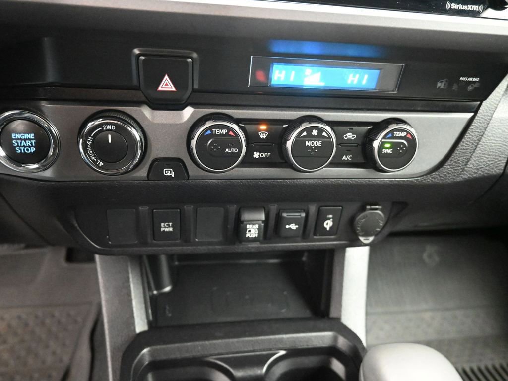 Used 2023 Toyota Tacoma TRD Sport image 13