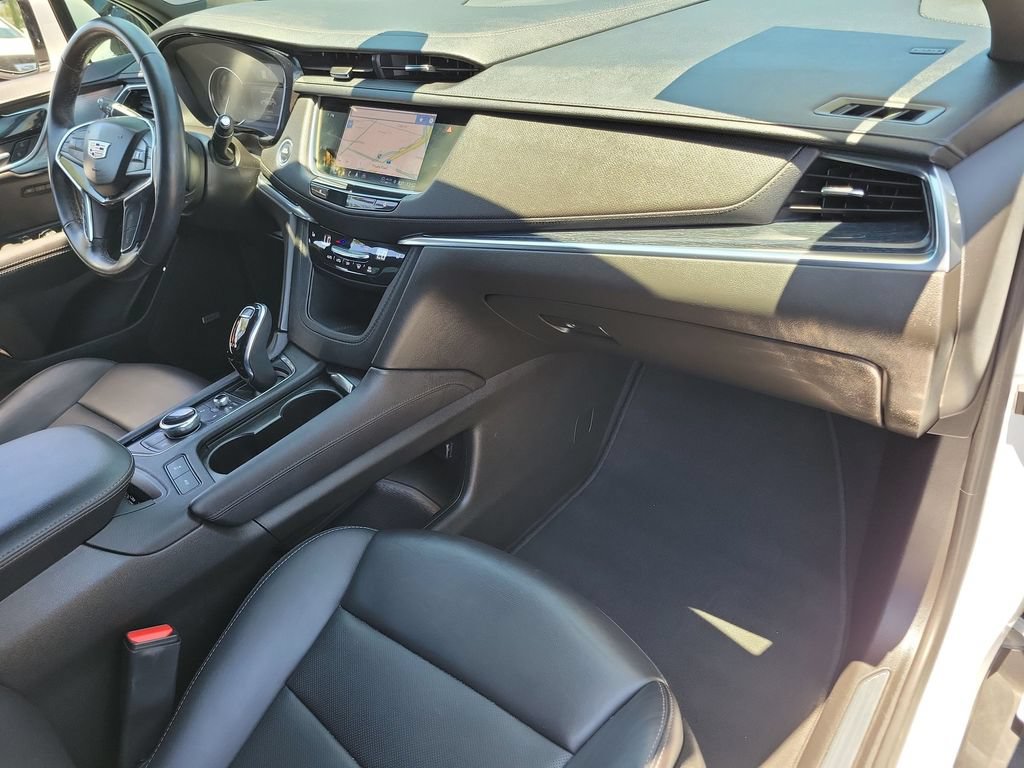 Certified 2024 Cadillac XT5 Premium Luxury FWD image 29