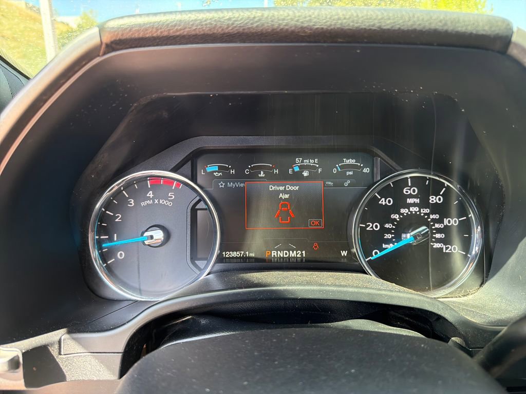 Used 2018 Ford F350 Platinum w/ Platinum Ultimate Package image 14