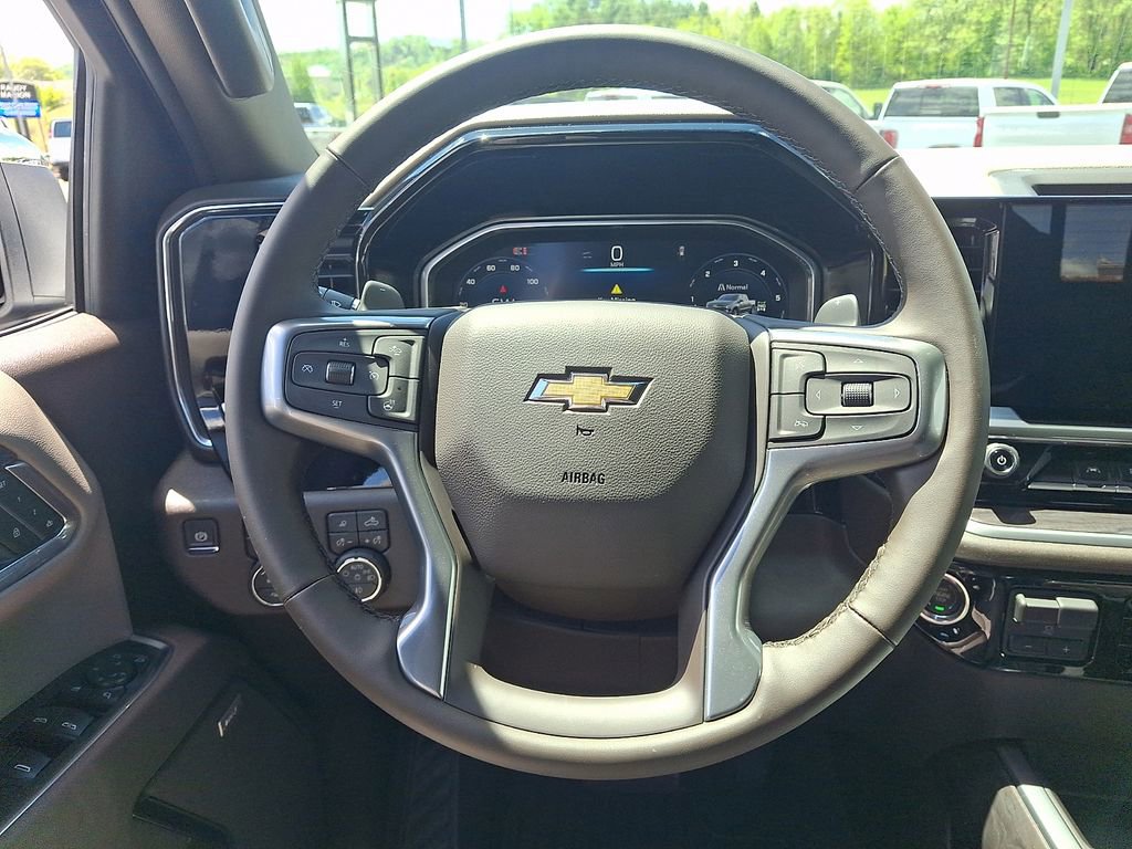 New 2026 Chevrolet Silverado 1500 LTZ w/ LTZ Convenience Package II AWD/4WD image 9
