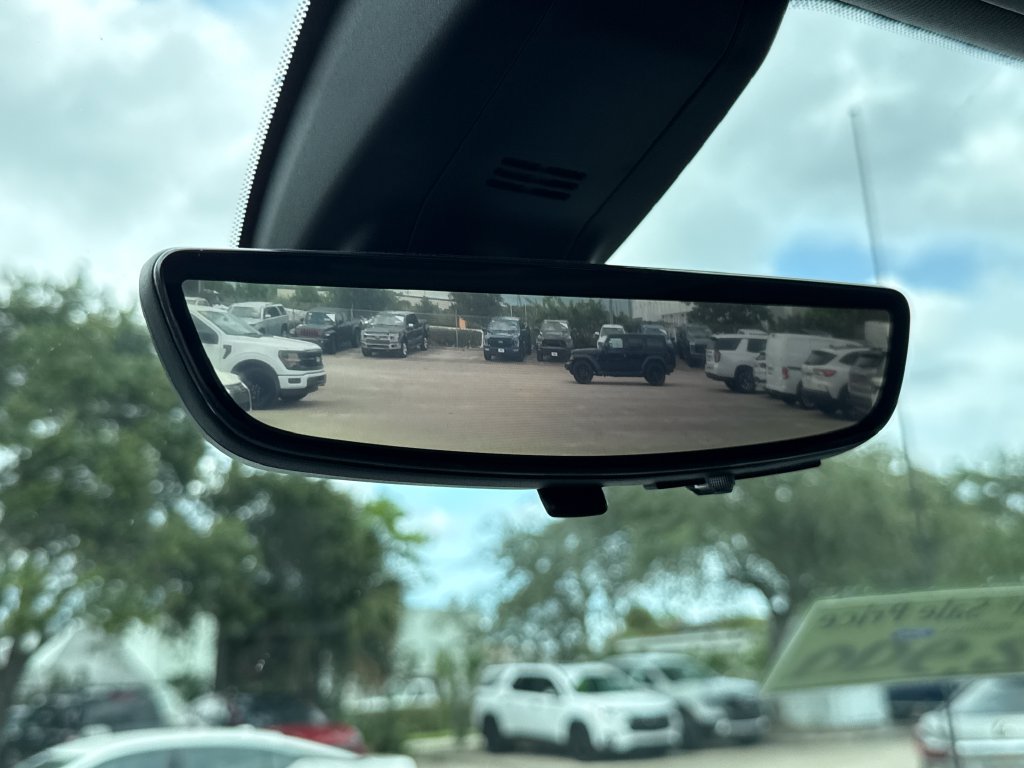 Used 2019 Chevrolet Silverado 1500 LTZ w/ LTZ Plus Package AWD/4WD image 22