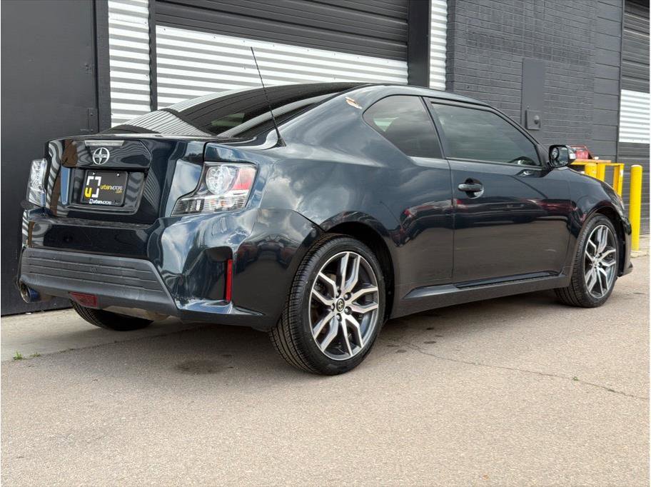 Used 2015 Scion tC FWD image 9