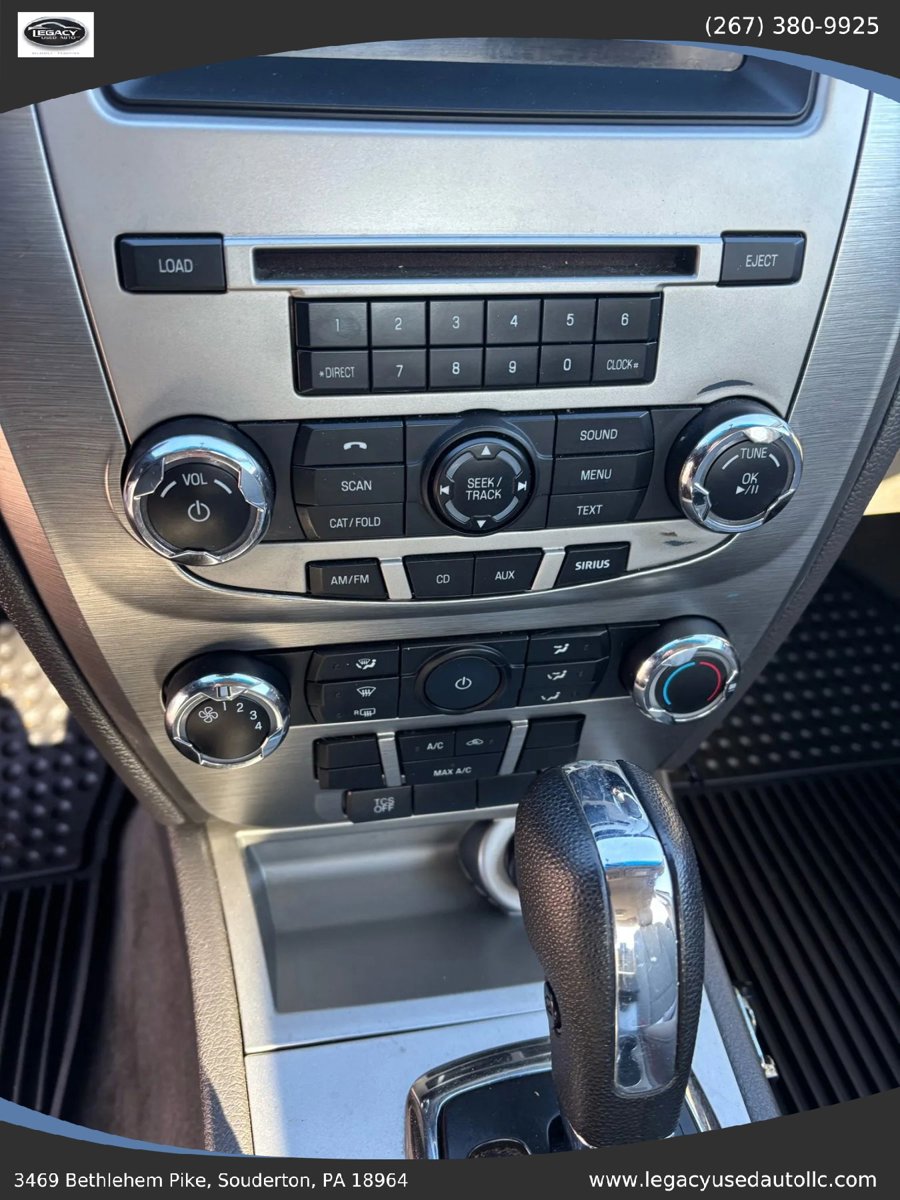 Used 2011 Ford Fusion S FWD image 27