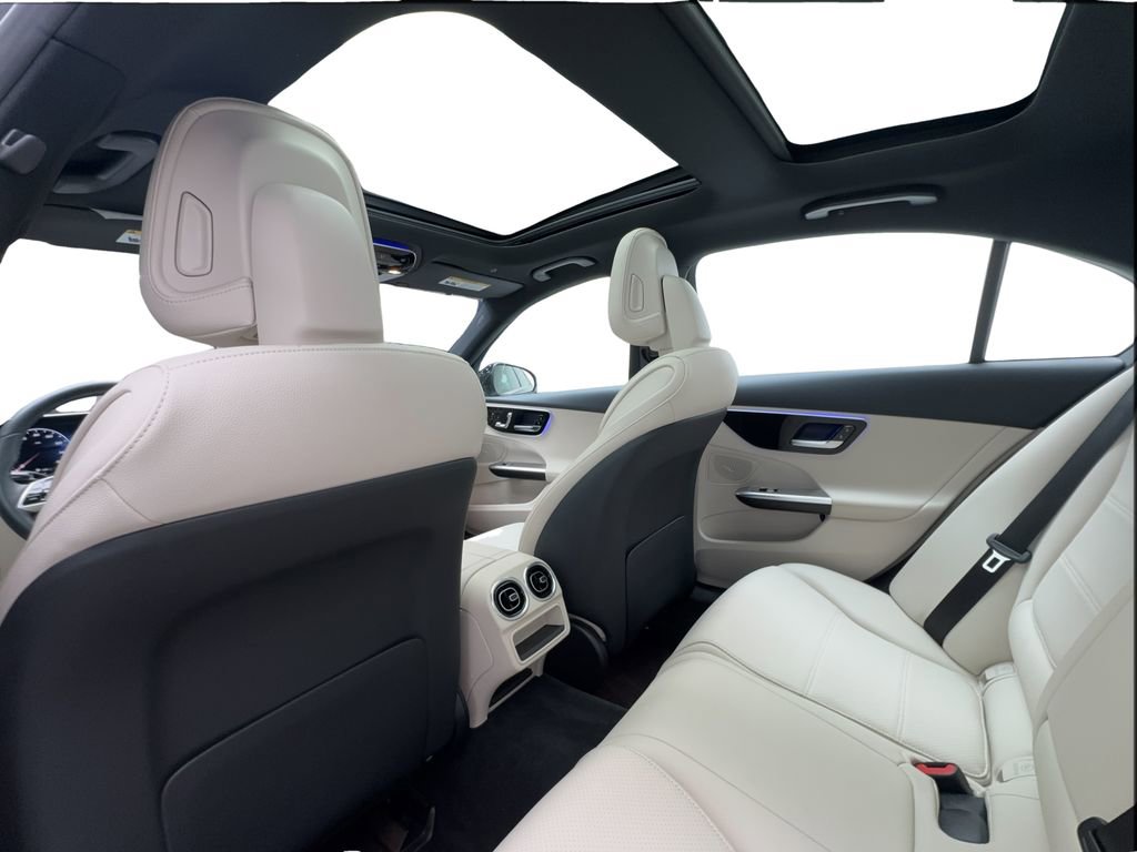 Used 2024 Mercedes-Benz C 300 4MATIC Sedan image 21