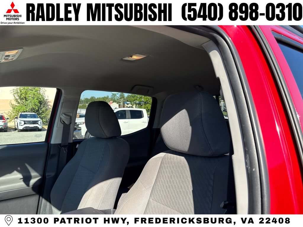Used 2023 Toyota Tacoma SR AWD/4WD image 2