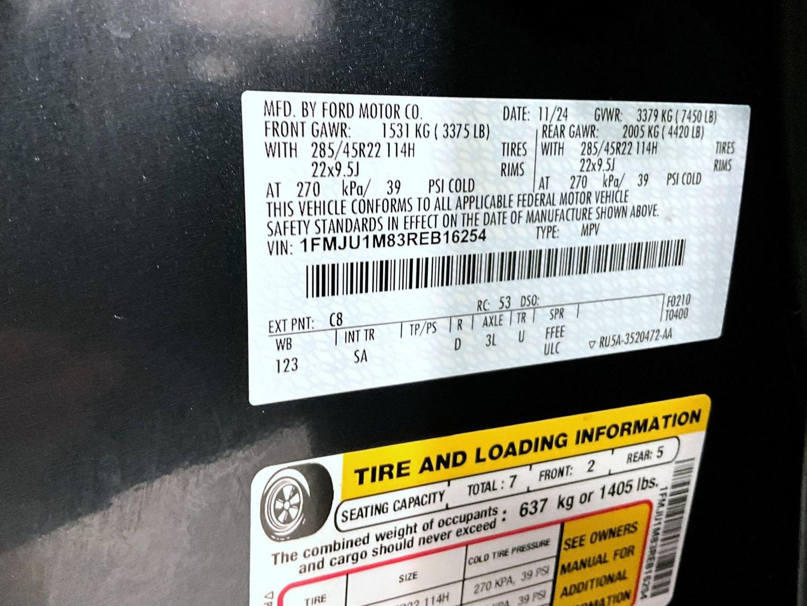 Used 2024 Ford Expedition Platinum image 28