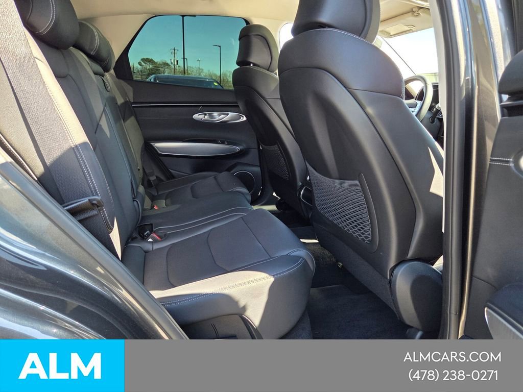 Used 2024 Genesis GV70 2.5T w/ Select Package image 16