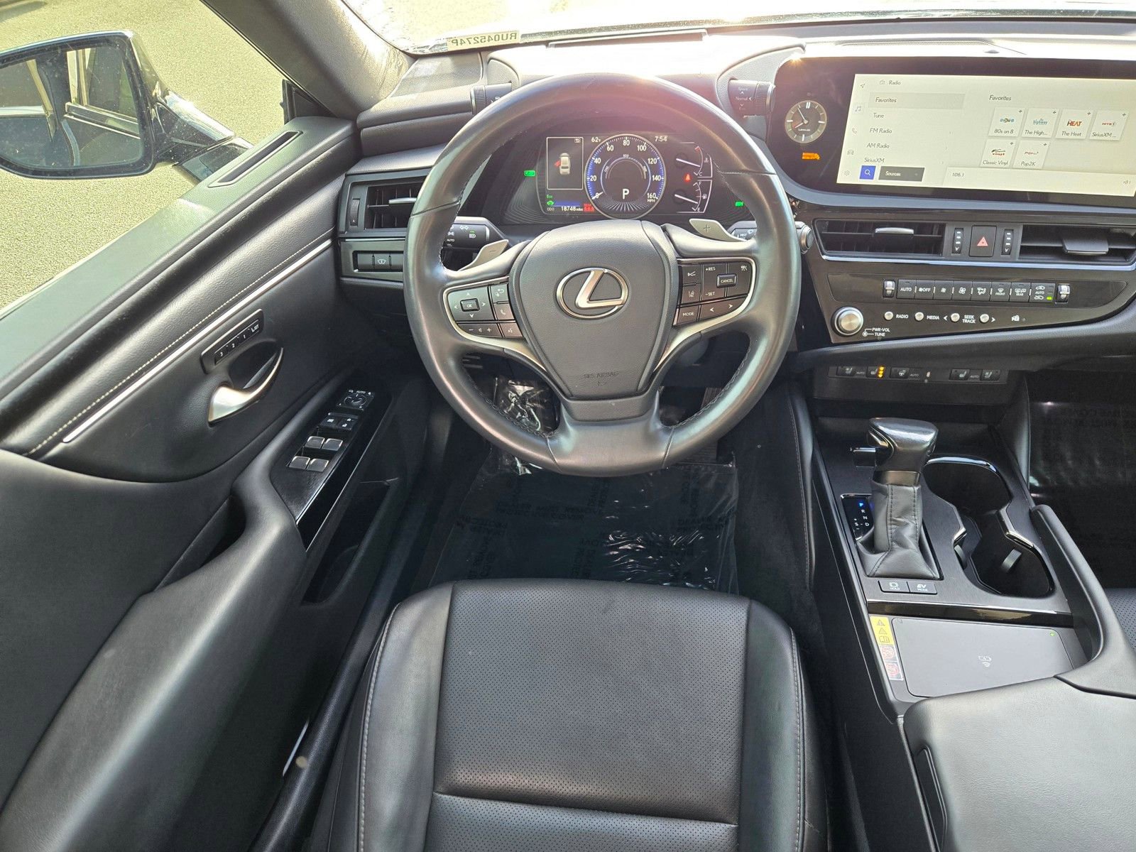 Used 2024 Lexus ES 300h w/ Premium Package image 13