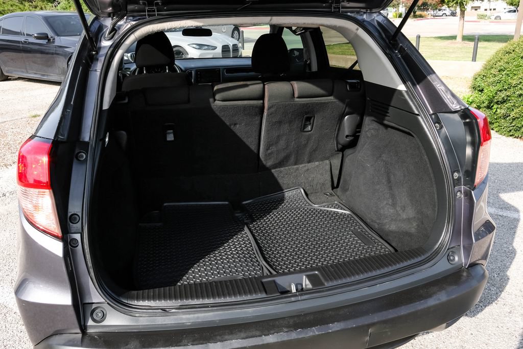 Used 2018 Honda HR-V EX image 57