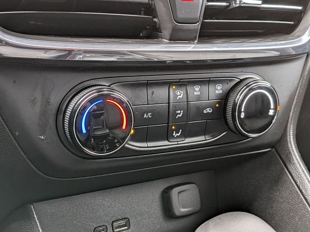 Used 2025 Buick Encore GX Preferred FWD image 21