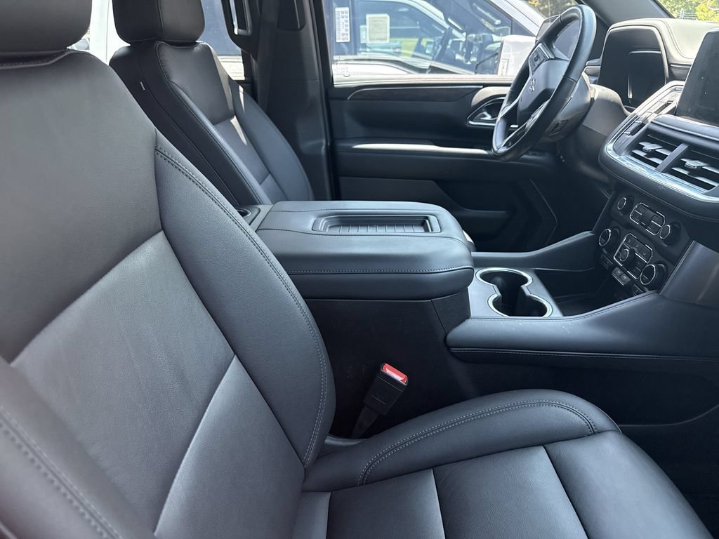 Used 2022 Chevrolet Tahoe Z71 w/ Luxury Package AWD/4WD image 20