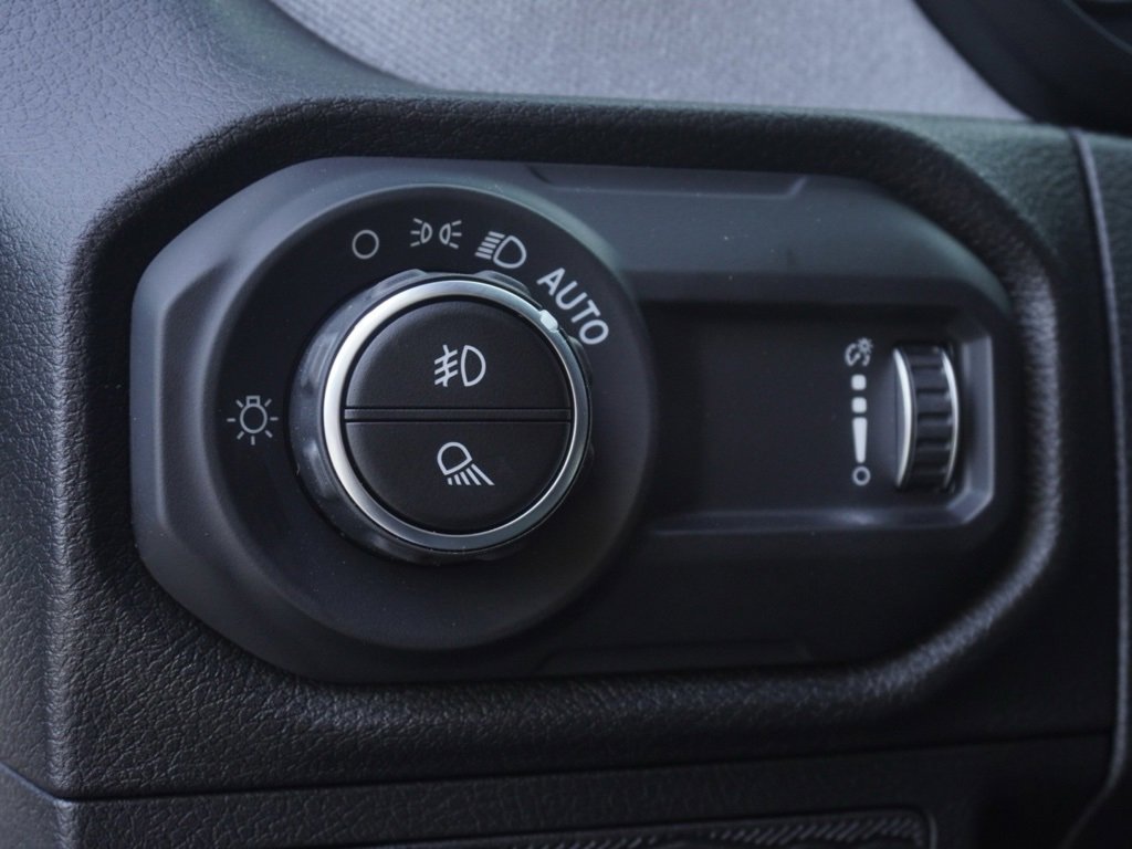 New 2025 Jeep Gladiator Sport S image 13