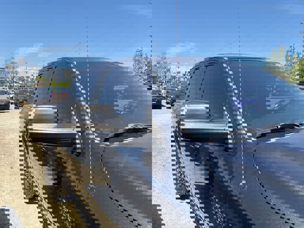 Used 2017 RAM 1500 Rebel w/ Luxury Group AWD/4WD image 5