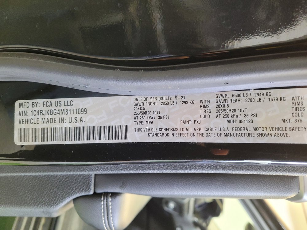 Used 2021 Jeep Grand Cherokee L Limited w/ Luxury Tech Group II image 33