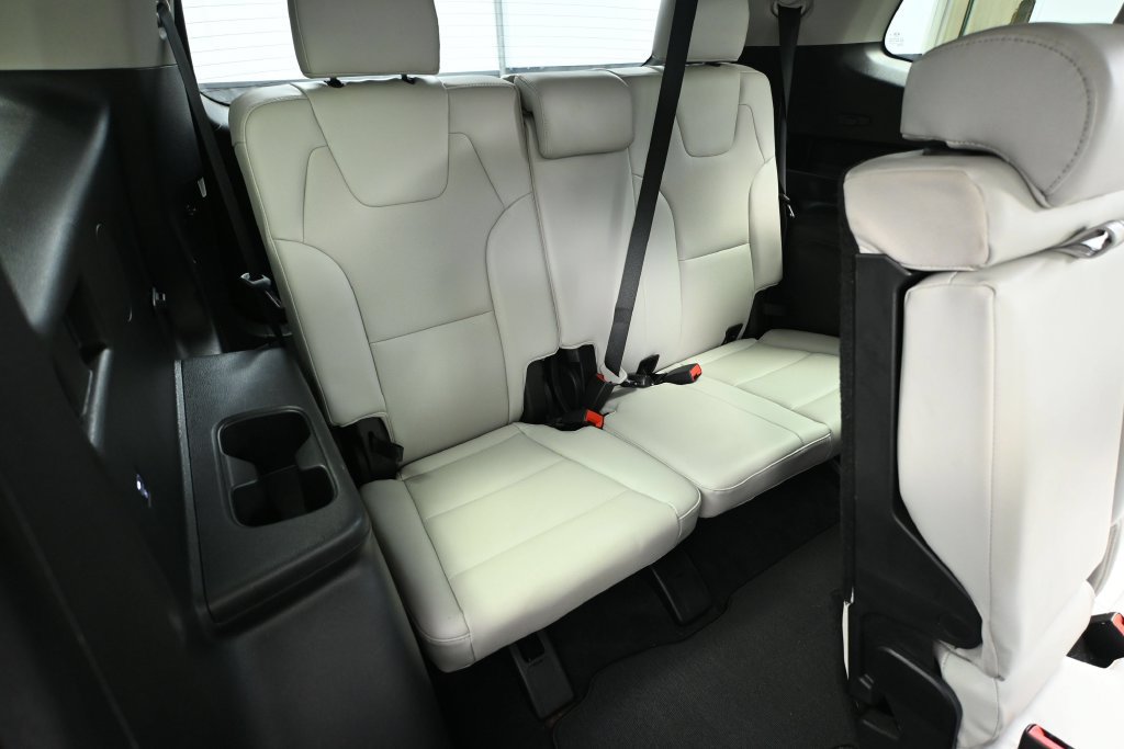 Used 2020 Kia Telluride S w/ S 8 Passenger Seating Package AWD/4WD image 35