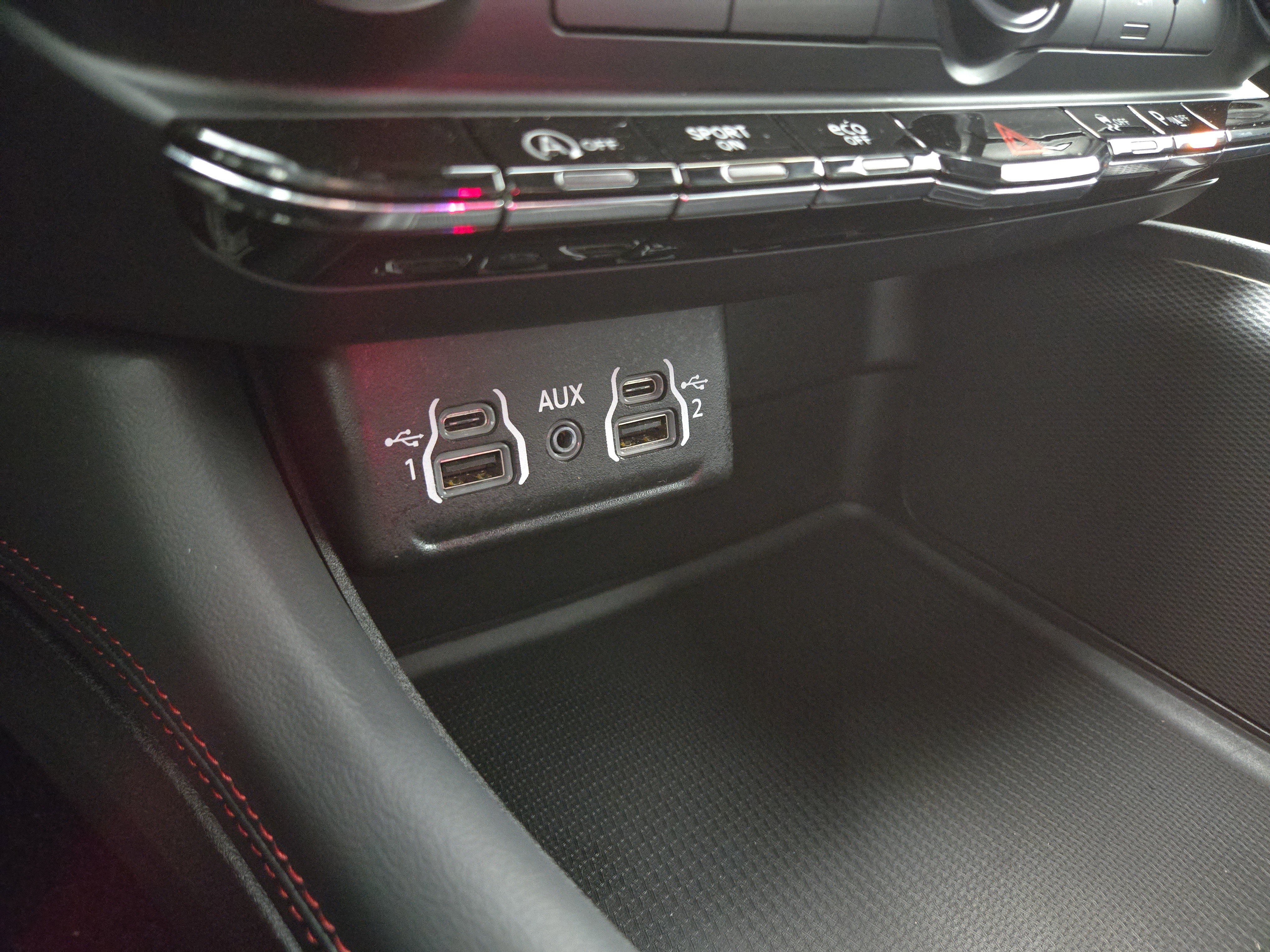 Certified 2025 Dodge Durango GT w/ Blacktop Package image 29