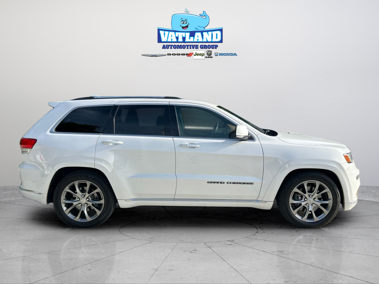 Certified 2021 Jeep Grand Cherokee Summit w/ Platinum Series Group AWD/4WD image 6