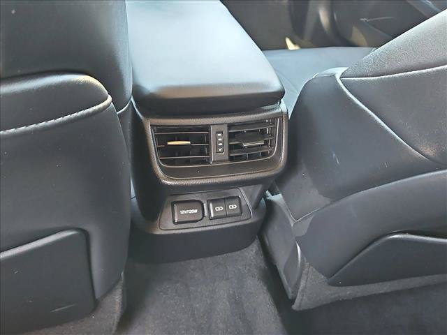 Used 2024 Lexus ES 300h w/ Accessory Package (Z2) FWD image 17