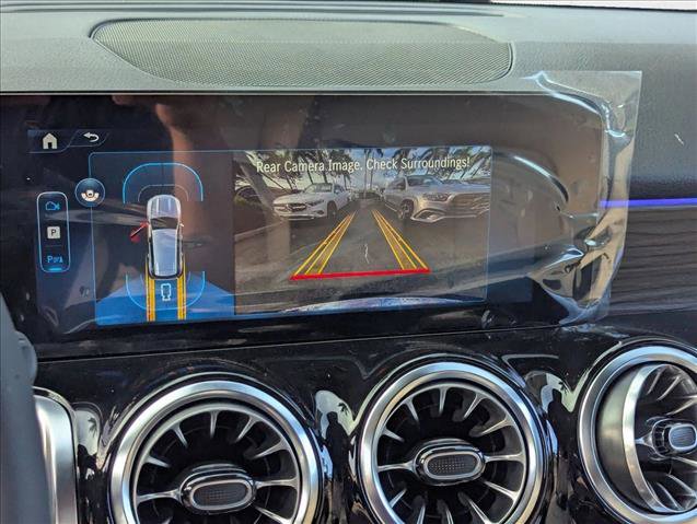New 2026 Mercedes-Benz GLB 250 image 12