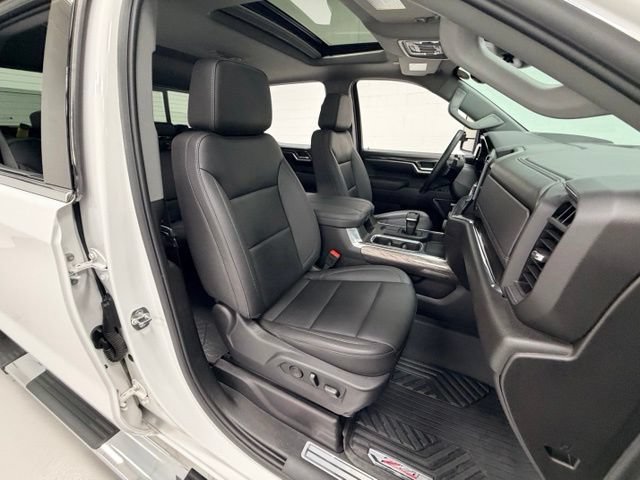 Certified 2025 Chevrolet Silverado 1500 LTZ AWD/4WD image 28