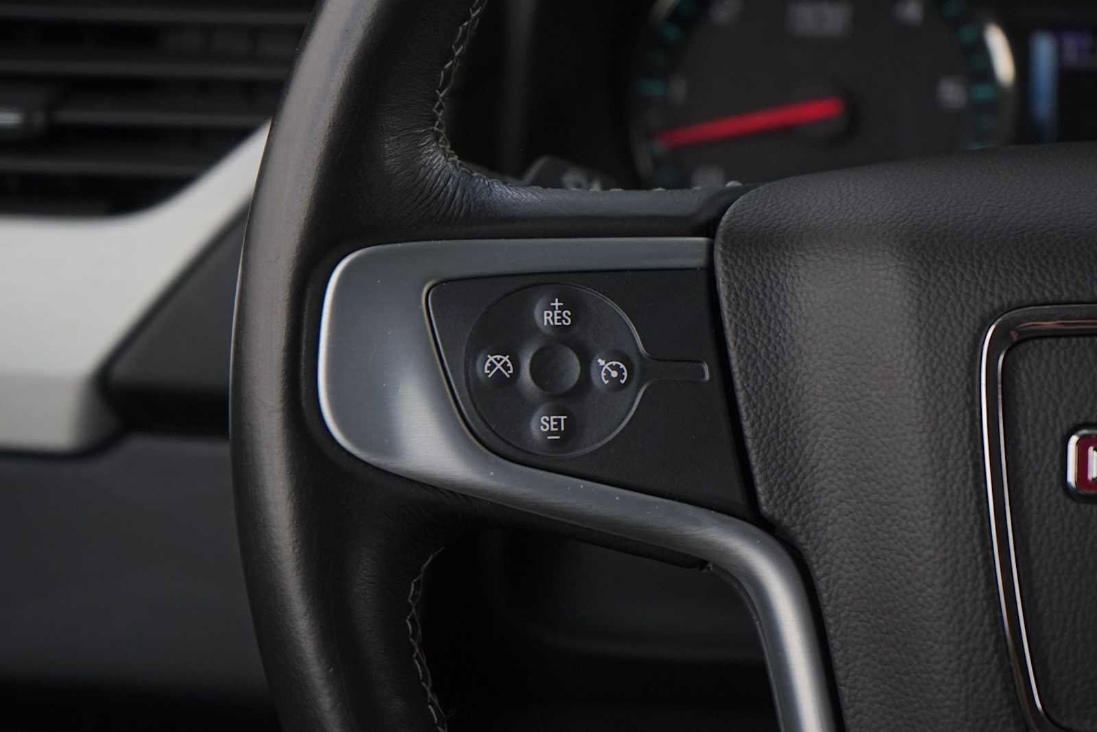 Used 2018 GMC Yukon SLE w/ Convenience Package image 17