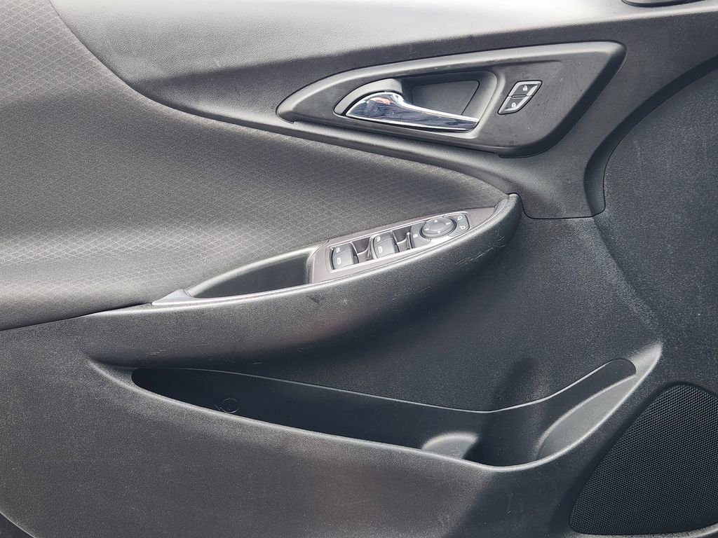Used 2021 Chevrolet Malibu LT image 23