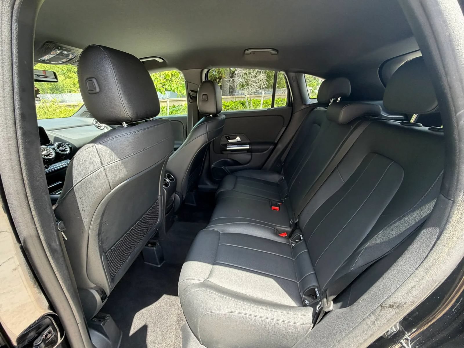 Used 2021 Mercedes-Benz GLA 250 w/ Premium Package image 35