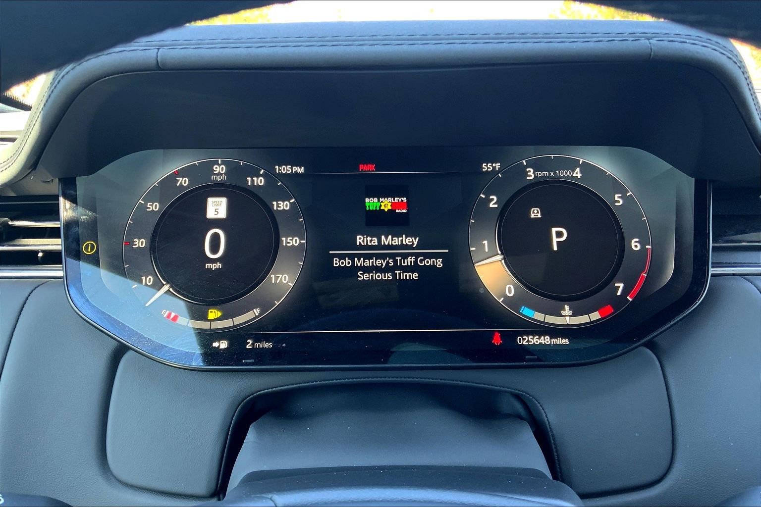 Used 2023 Land Rover Range Rover SE image 25