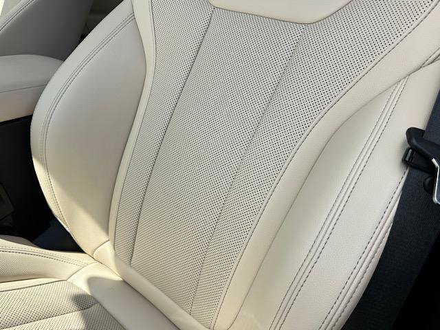 Used 2023 BMW X3 xDrive30i w/ M Sport Package AWD/4WD image 15