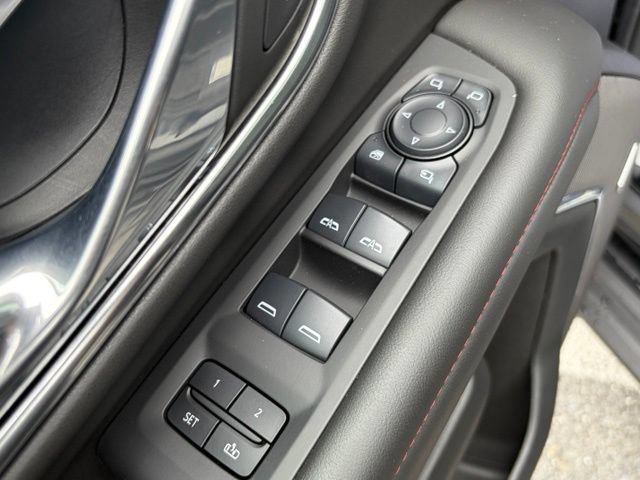 Used 2024 Chevrolet Tahoe RST w/ Luxury Package AWD/4WD image 13