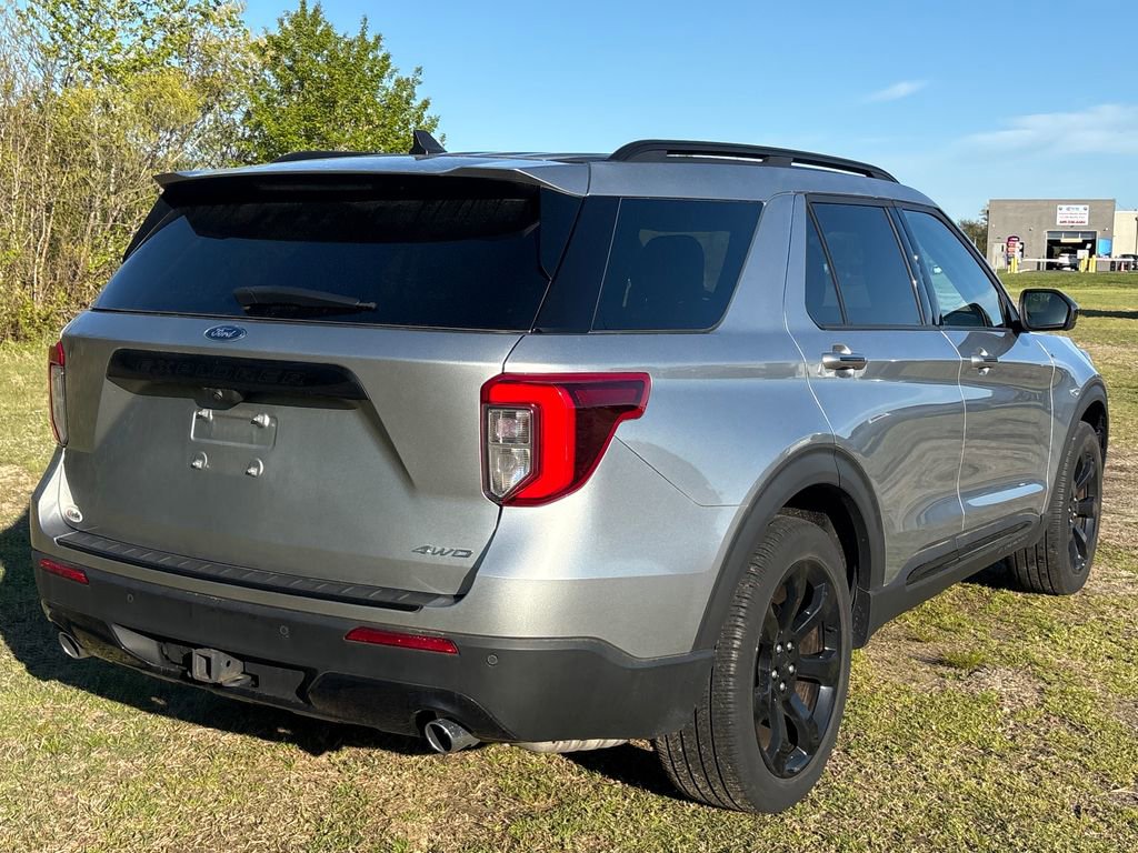 Used 2023 Ford Explorer ST-Line w/ Class IV Trailer Tow Package AWD/4WD image 13