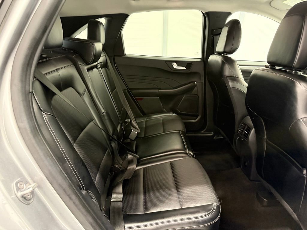 Used 2024 Ford Escape Platinum AWD/4WD image 26