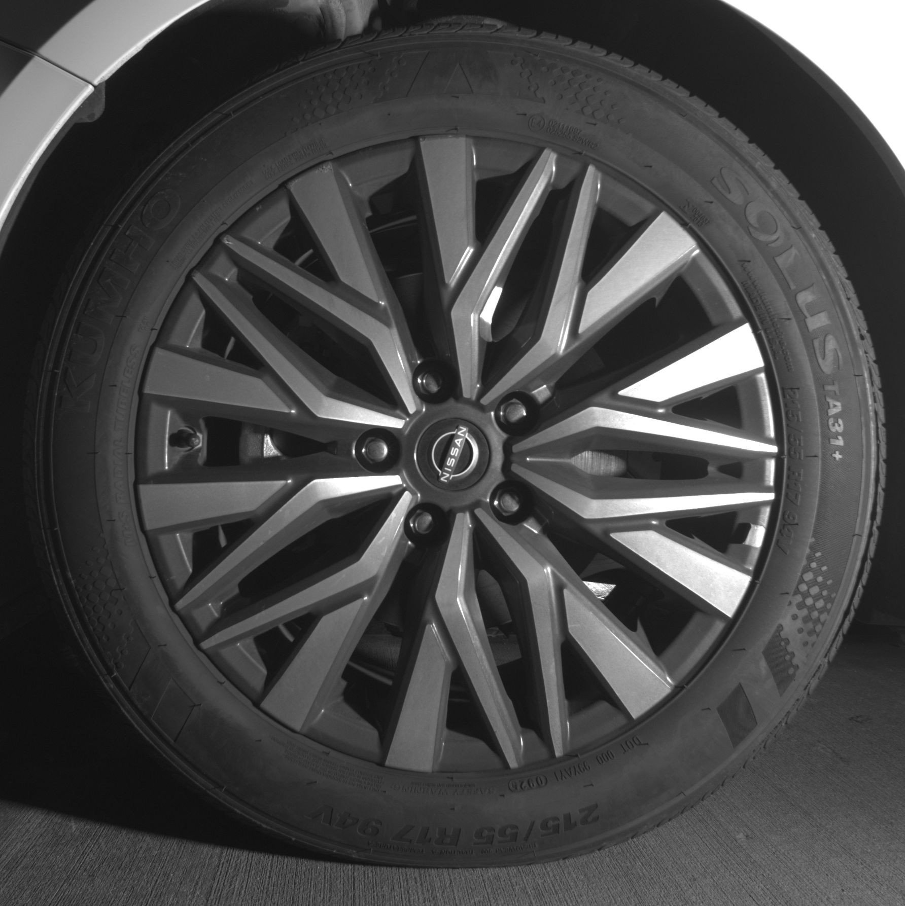Used 2025 Nissan Altima 2.5 SV FWD image 12