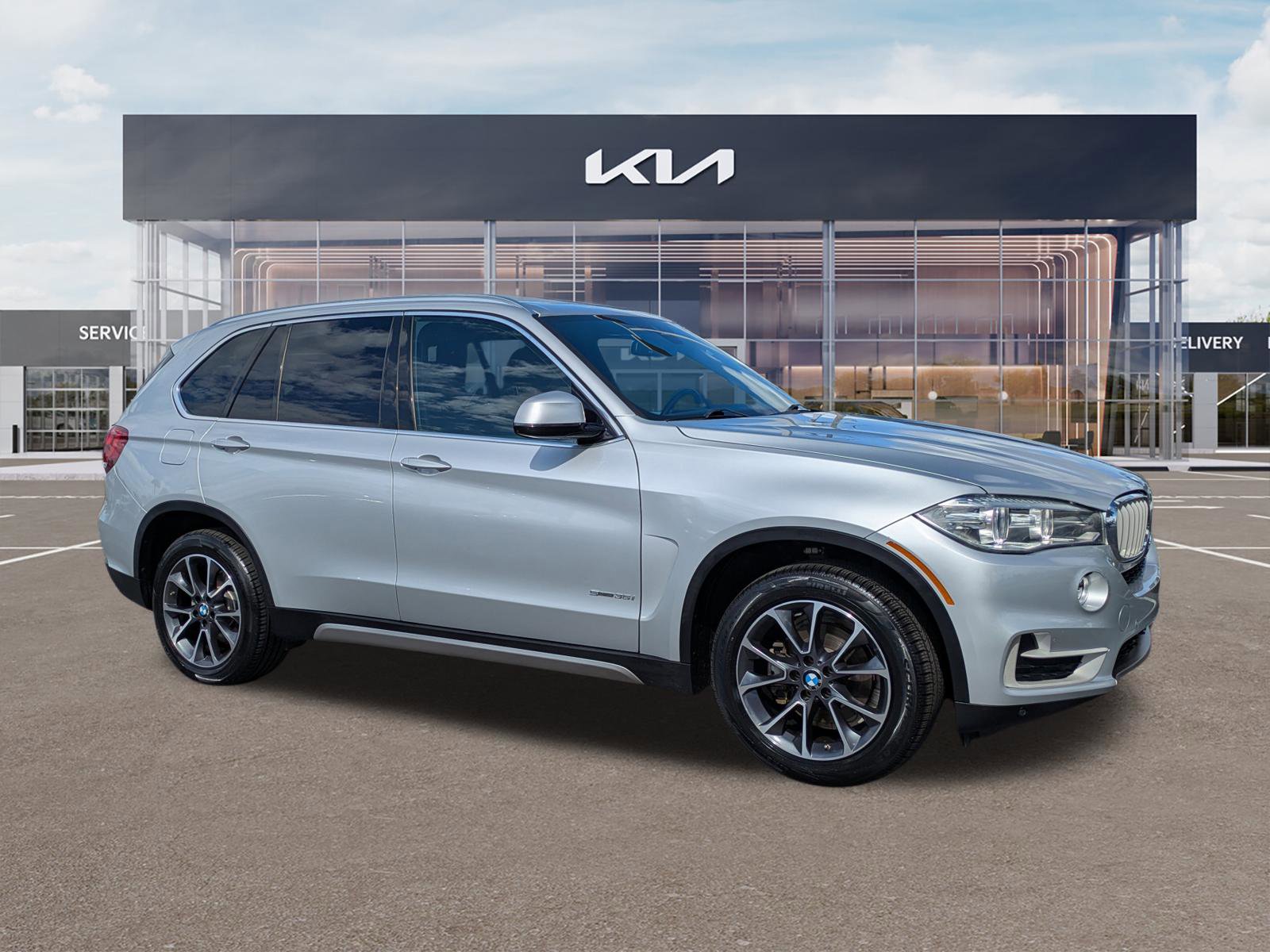Used 2018 BMW X5 sDrive35i image 2