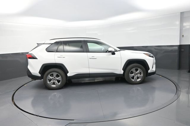 Used 2025 Toyota RAV4 XLE AWD/4WD image 13