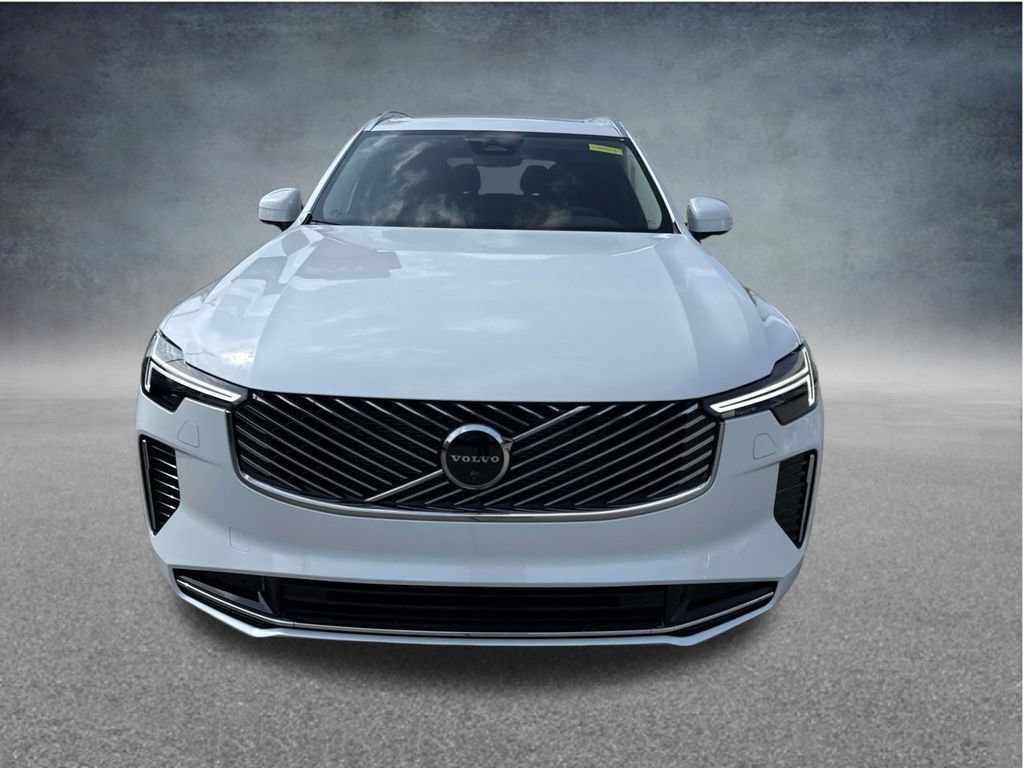 New 2026 Volvo XC90 B6 Plus w/ Protection Package Premier AWD/4WD image 2