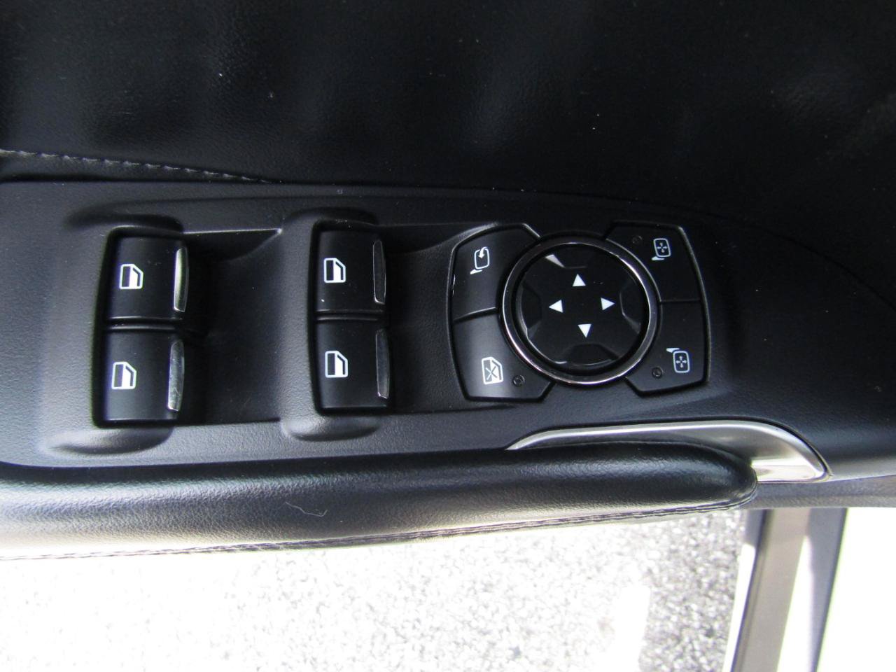Used 2015 Lincoln MKC AWD w/ Equipment Group 101A Select image 12