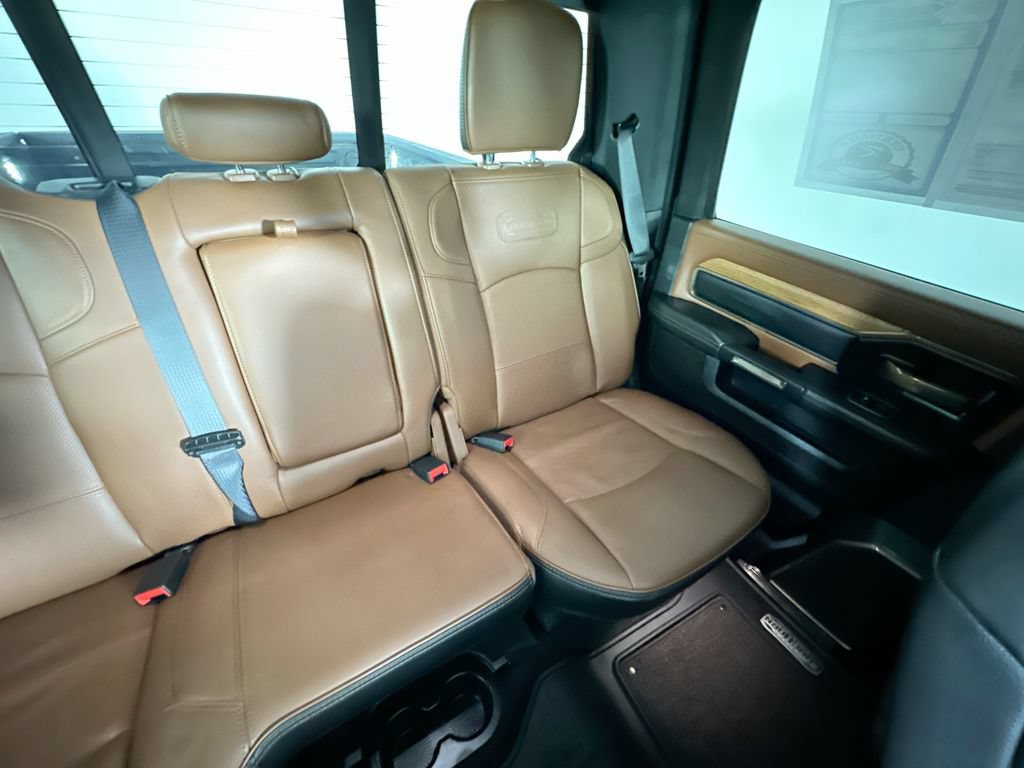 Used 2022 RAM 3500 Limited AWD/4WD image 14
